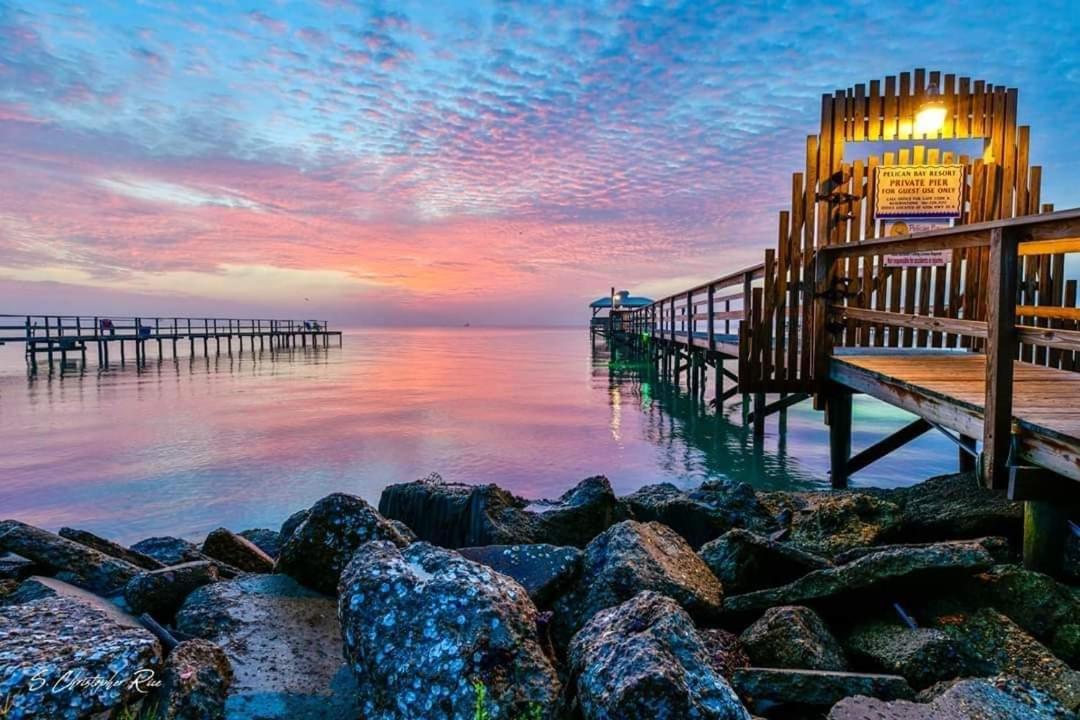 D&R Pelican Bay Resort ロックポート エクステリア 写真